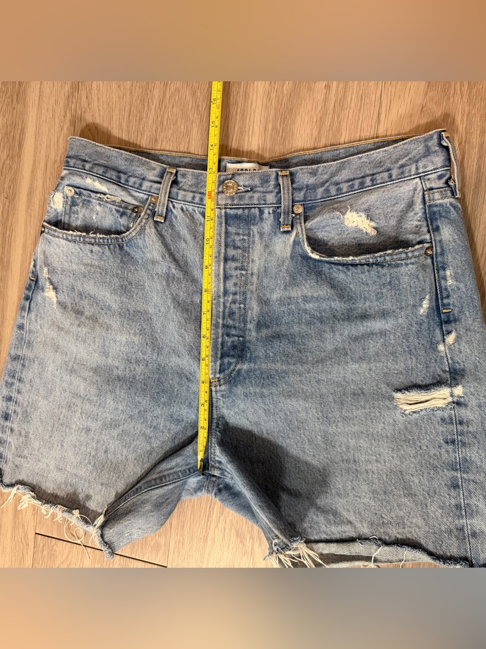 AGOLDIE, 90's Mid Rise Loose Fit Distressed Denim Shorts | Women's 30 - Picture 9 of 10